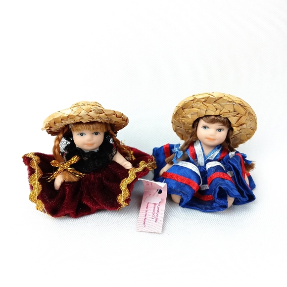 Vintage Cameo Kids Miniature Porcelain Dolls Set of 2, 3 Inches - Picture 1 of 6